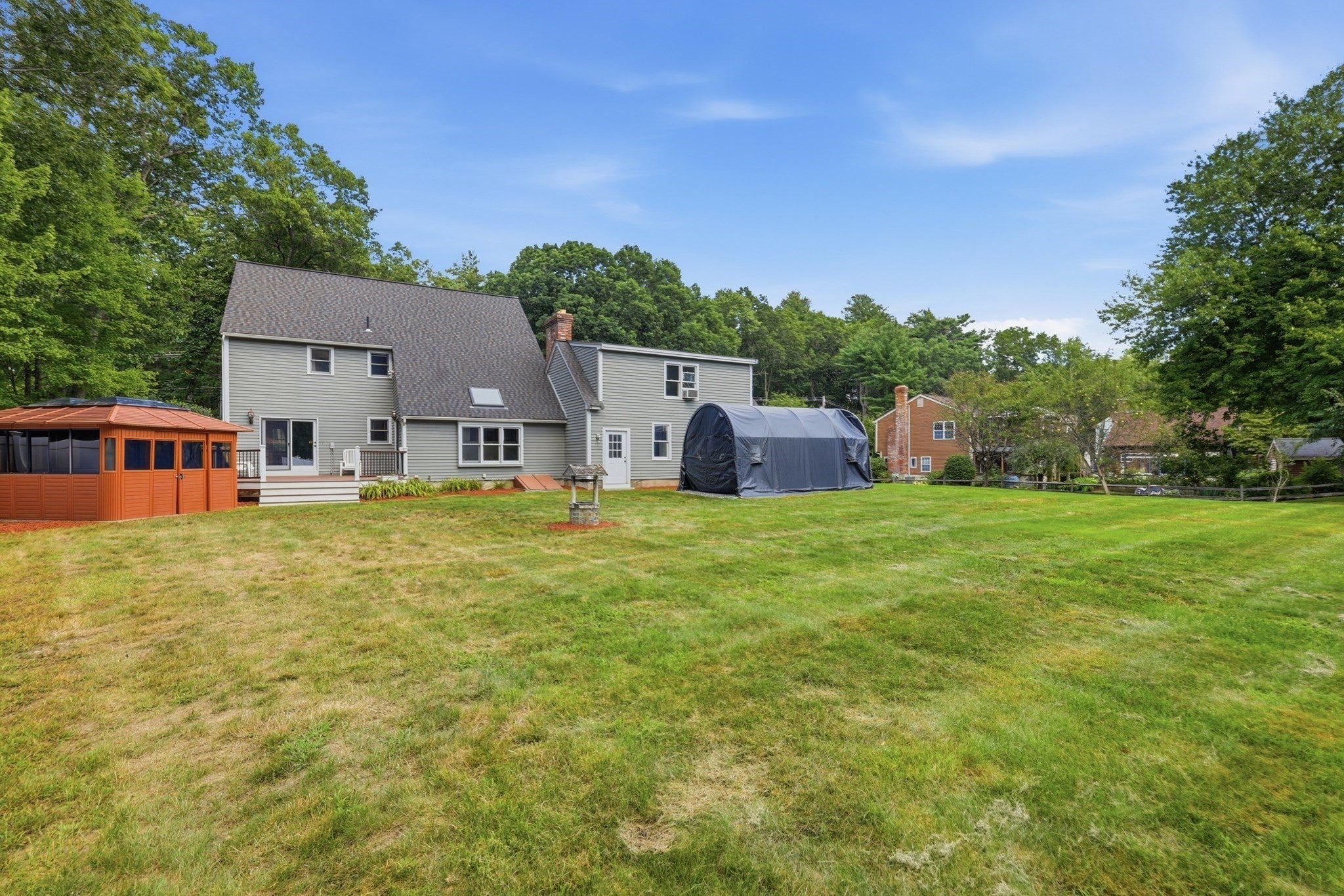 69 White Pond Rd
