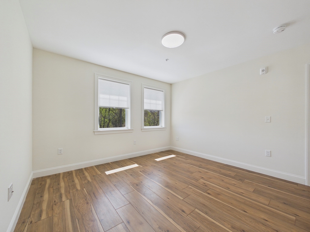 1 Pleasant Street 206