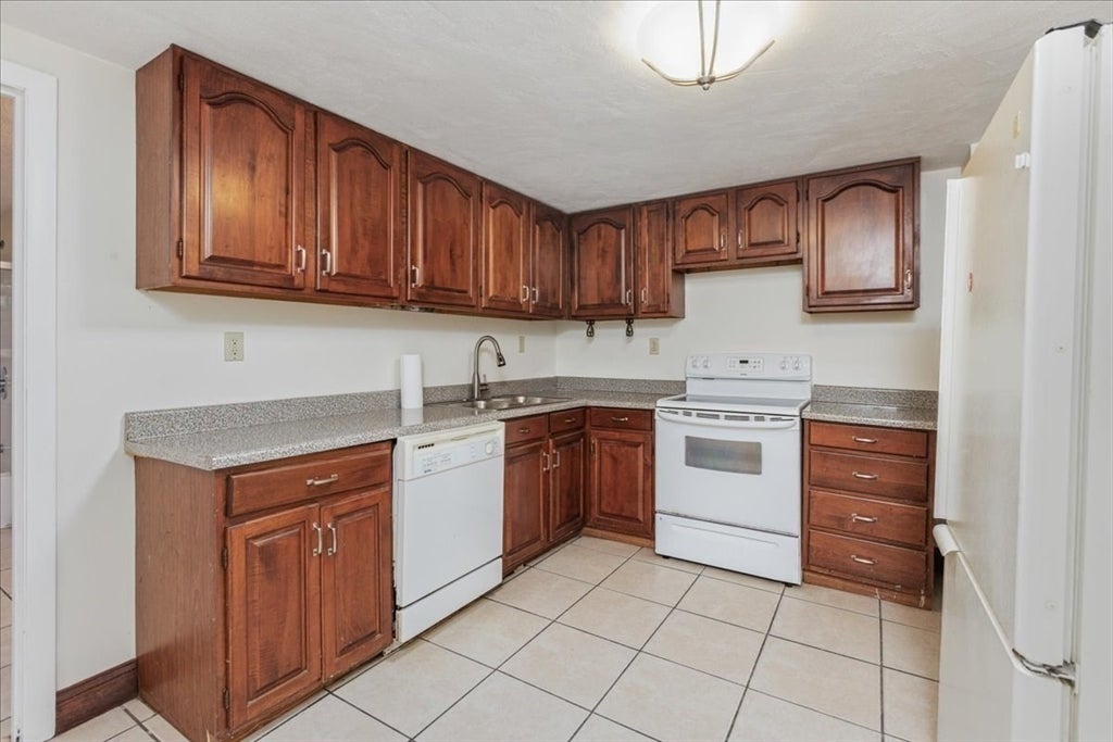 15 Chatham Way, Lynnfield, MA, 15 Chatham Way, Lynnfield, MA Photo #24
