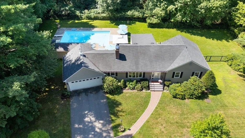 15 Chatham Way