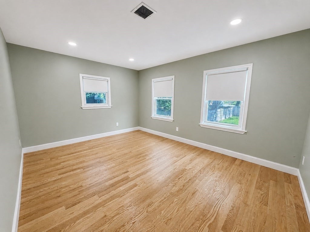 69 Grove ST #1B, Stoughton, MA Photo #3