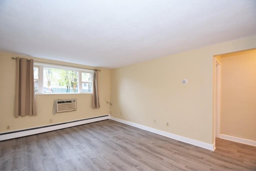 1105 Lexington St #7-3, Waltham, MA Photo #2