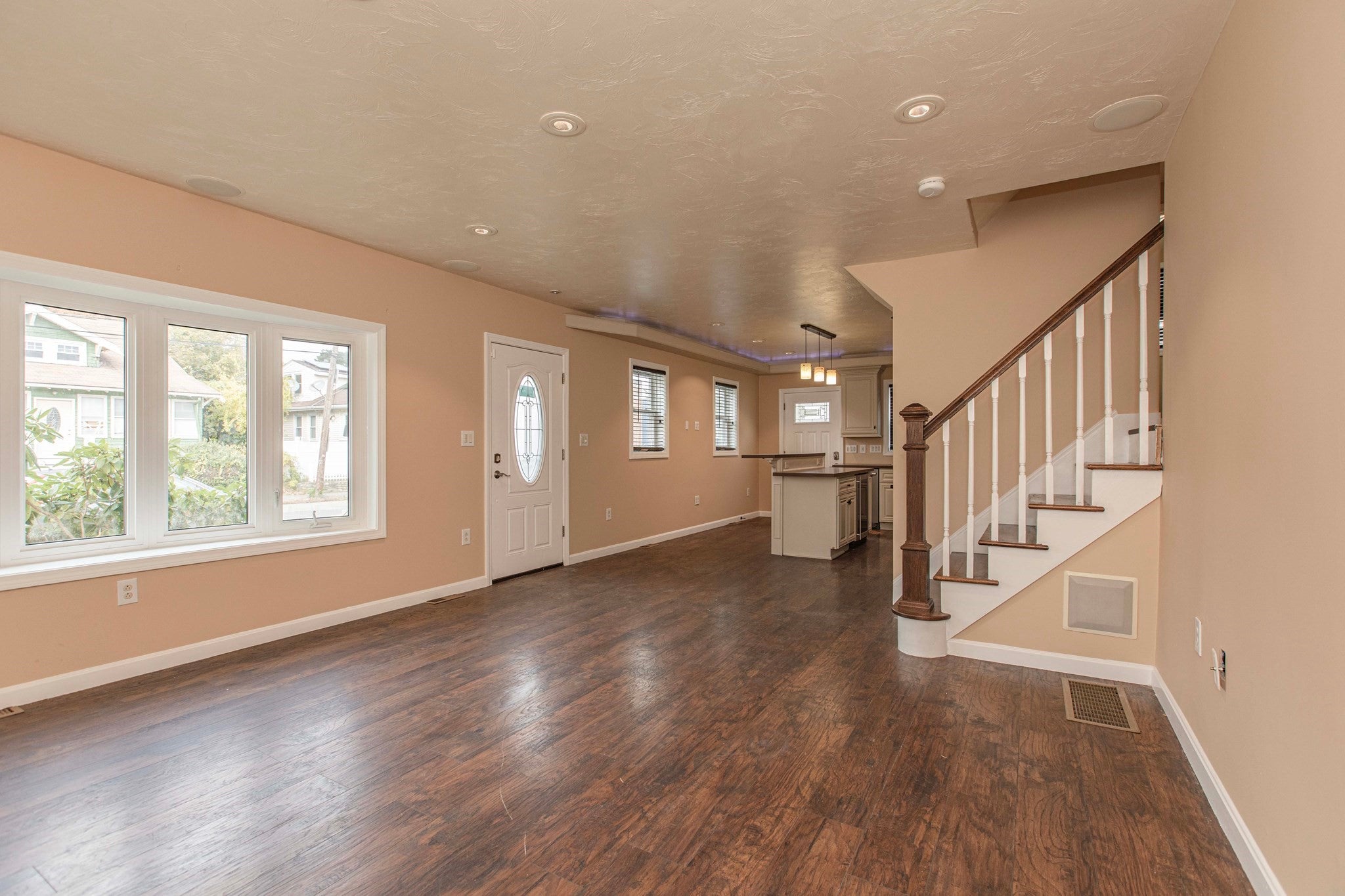212 Nilsson St, Brockton, MA, 212 Nilsson St, Brockton, MA Photo #10