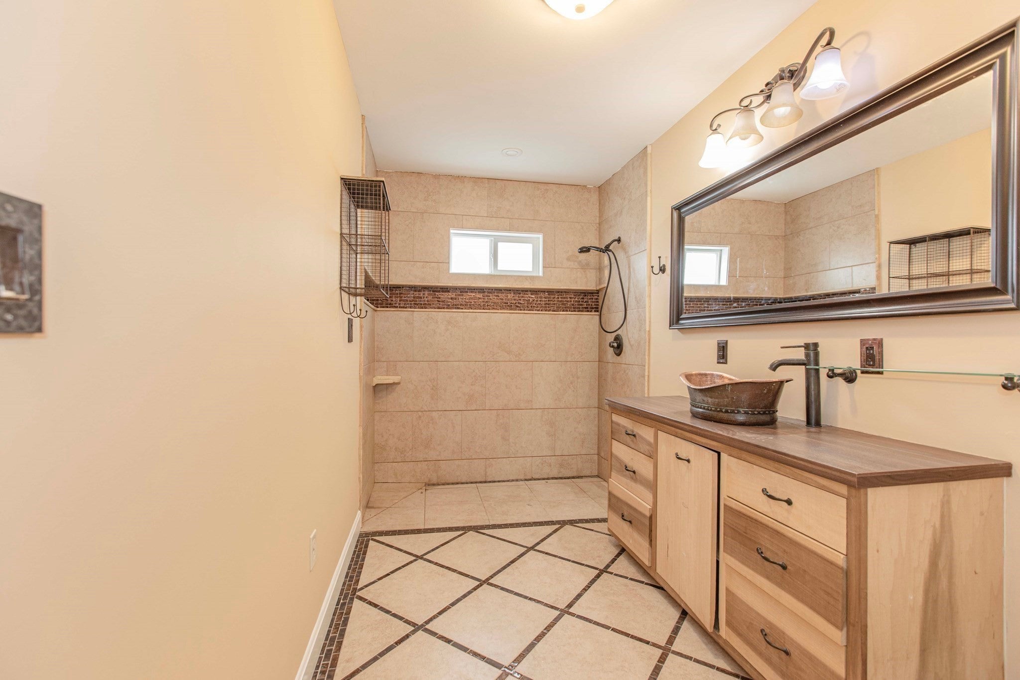 212 Nilsson St, Brockton, MA, 212 Nilsson St, Brockton, MA Photo #21