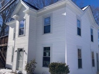 29 River St