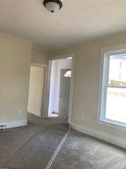 29 River St
