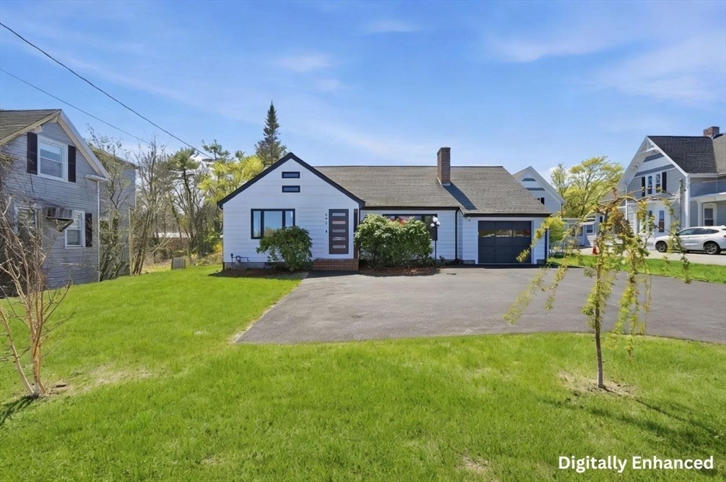 595 Washington Street