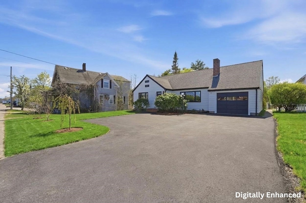 595 Washington Street