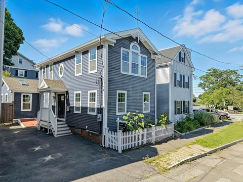 13 Oak Street Salem MA 01970