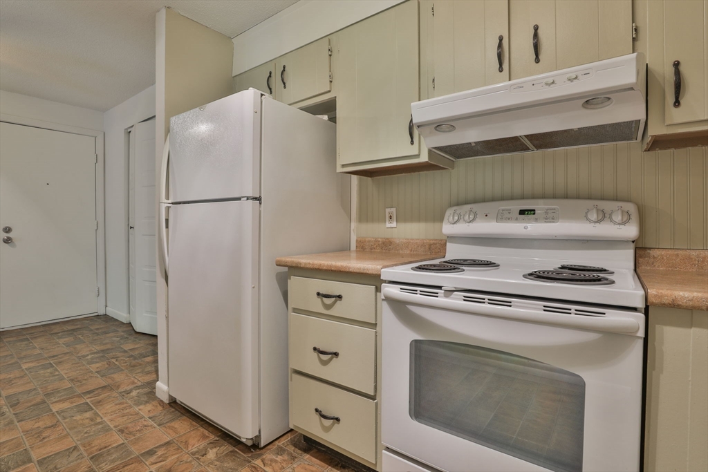 440 North Ave 177
