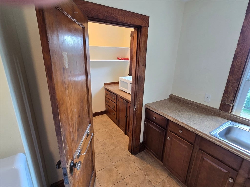 58 Caughey St #2, Waltham, MA, 58 Caughey St #2, Waltham, MA Photo #3