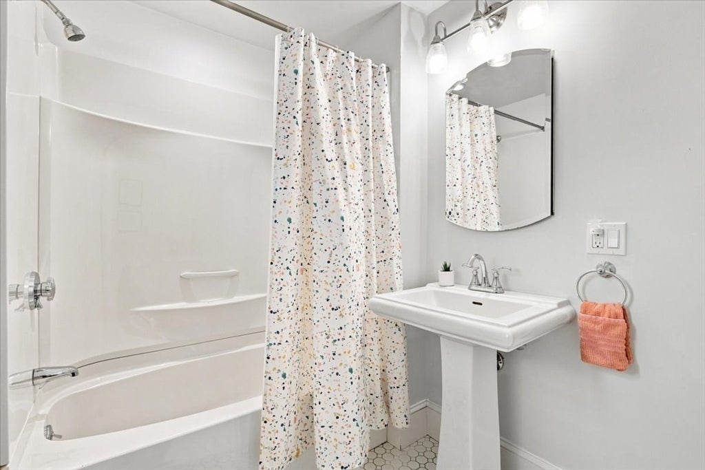 24 Nichols St, Norwood, MA, 24 Nichols St, Norwood, MA Photo #36
