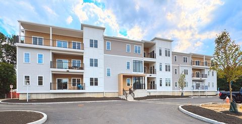 90 E Central St 202 Franklin MA 02038