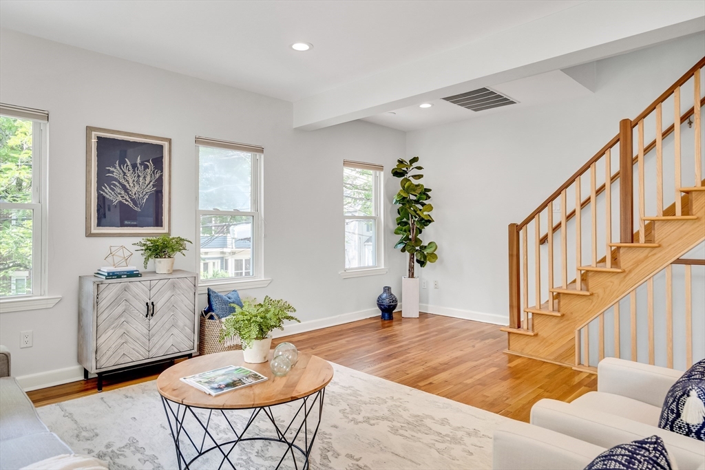 11 Chandler St 2