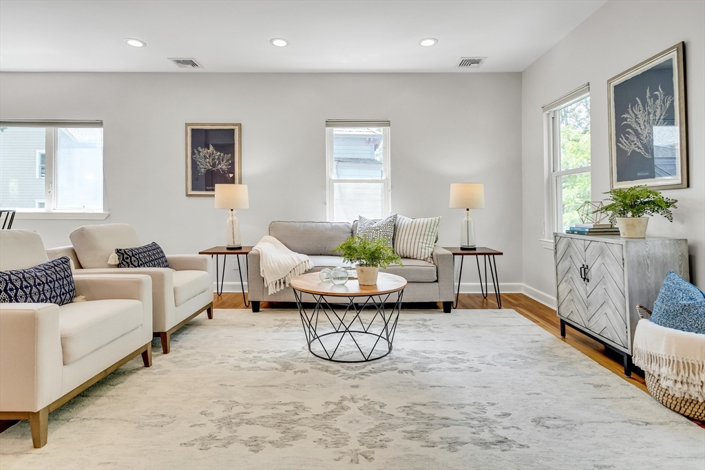 11 Chandler St 2