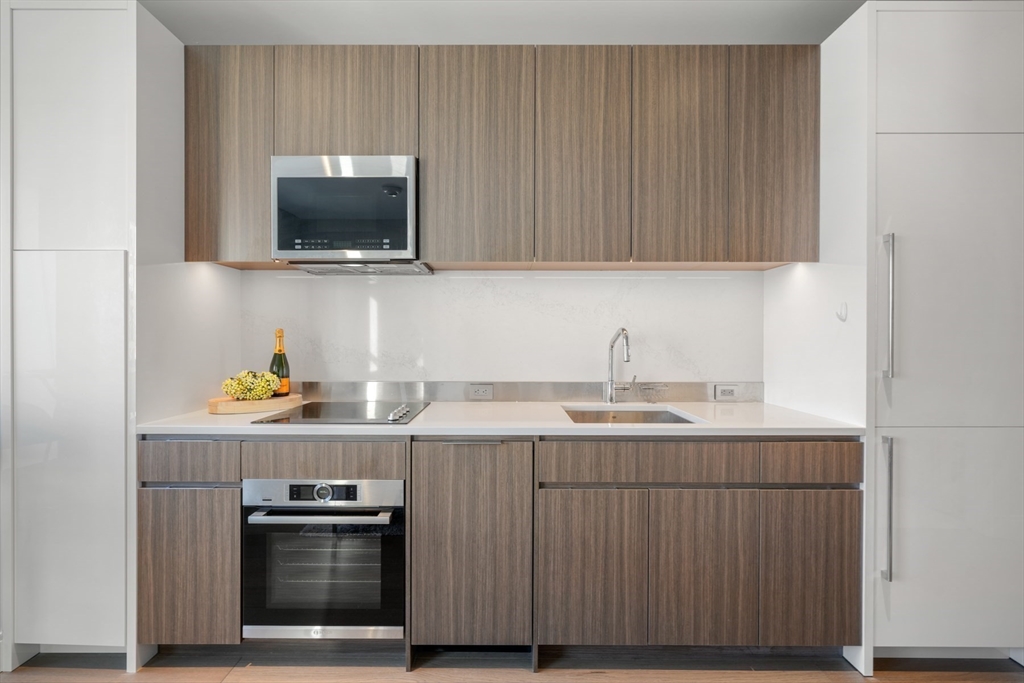 100 Shawmut Ave 708
