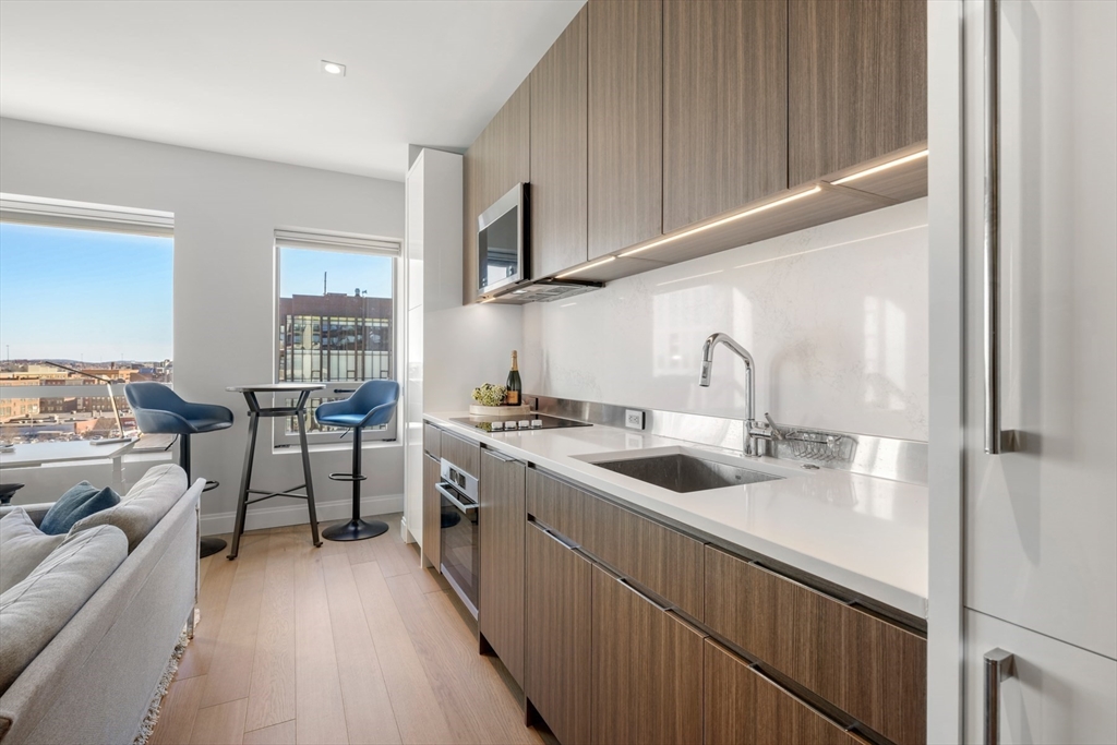 100 Shawmut Ave 708