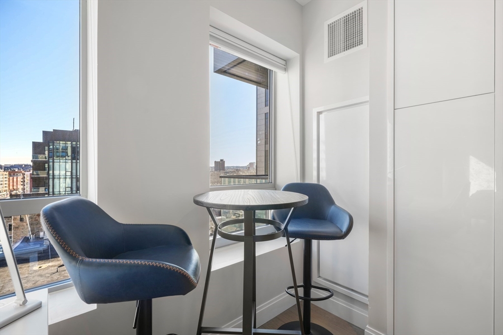 100 Shawmut Ave 708