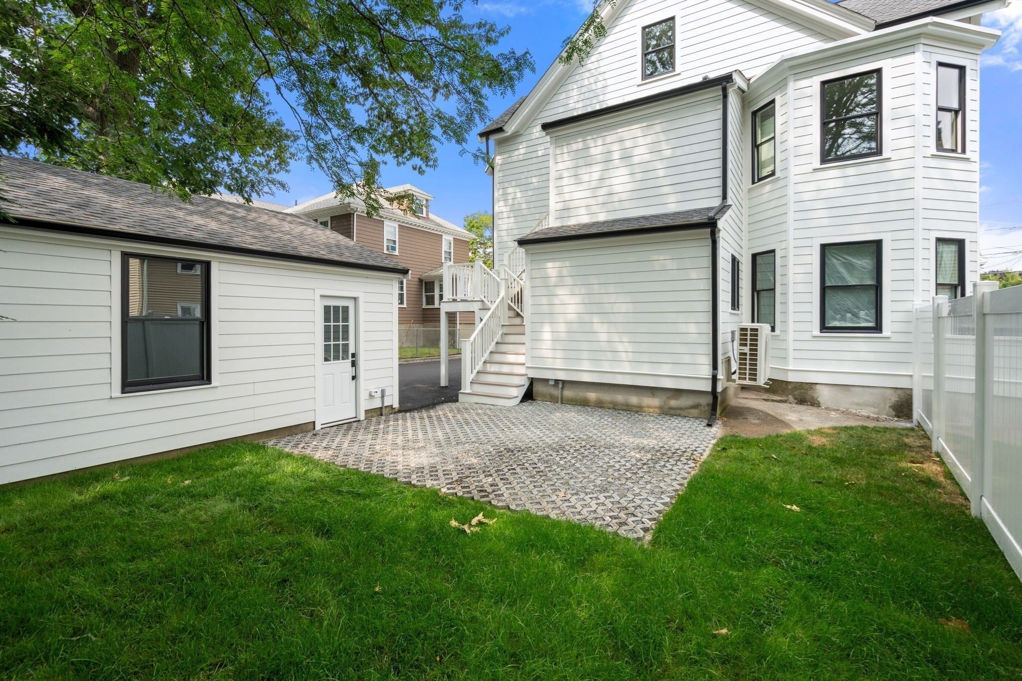 220 Sycamore Street #2, Watertown, MA Photo #38
