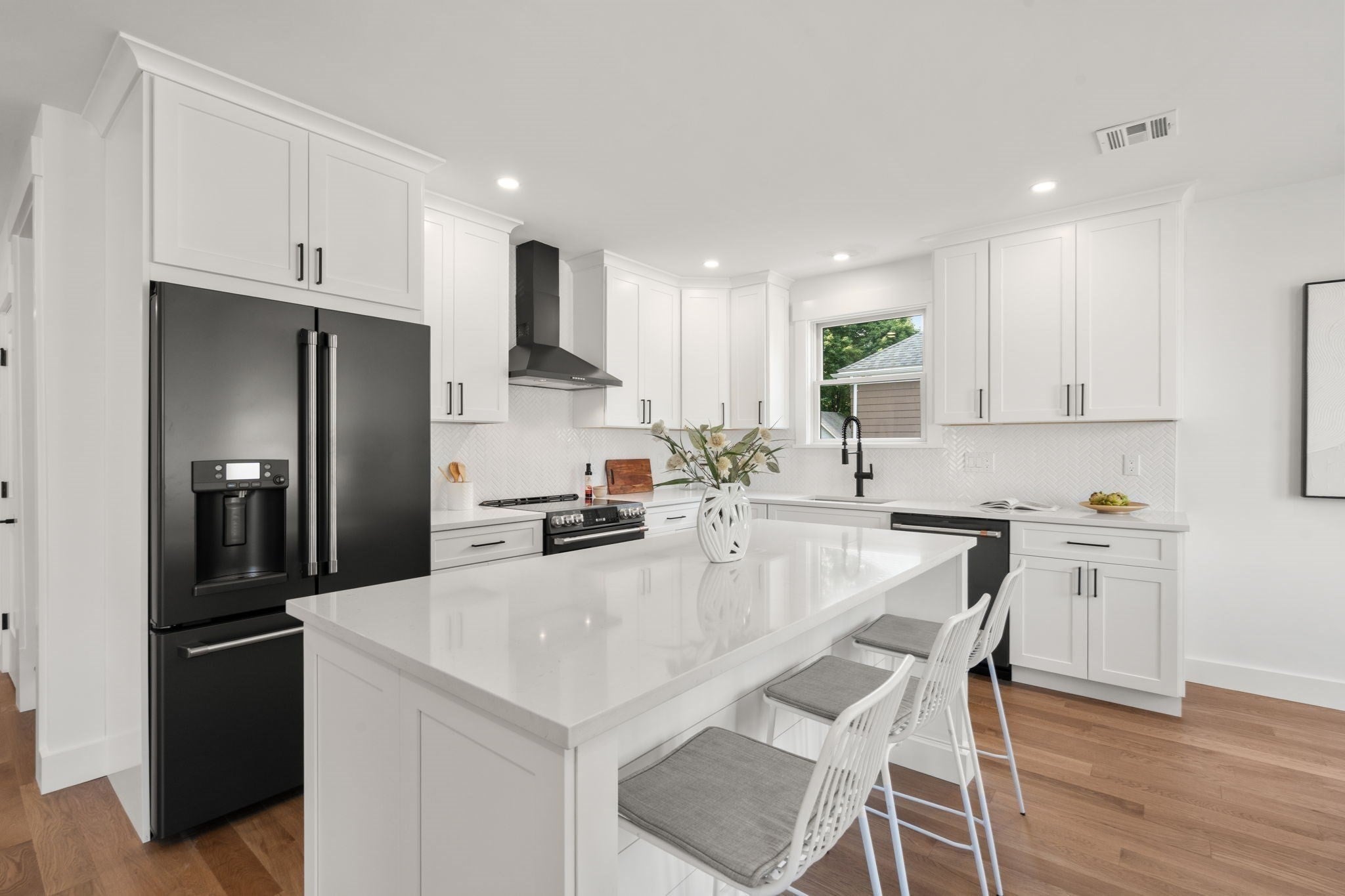 220 Sycamore Street 2, Watertown MA 02472