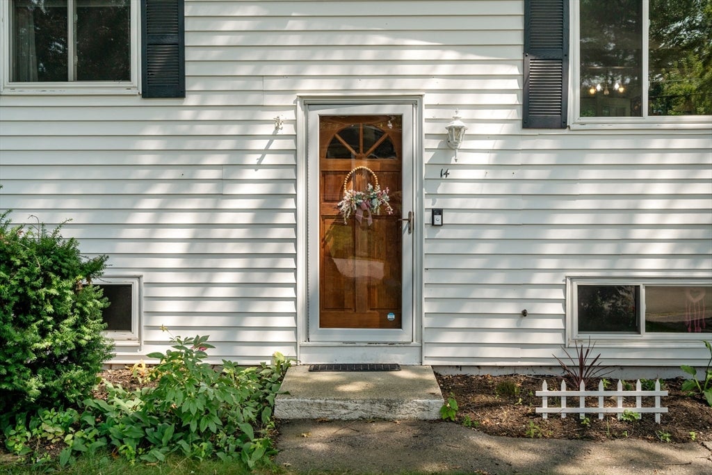 14 Richard Rd, Medway, MA, 14 Richard Rd, Medway, MA Photo #21