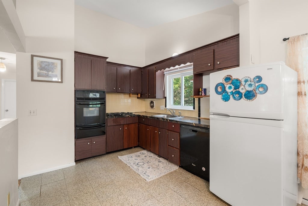 14 Richard Rd, Medway, MA, 14 Richard Rd, Medway, MA Photo #8