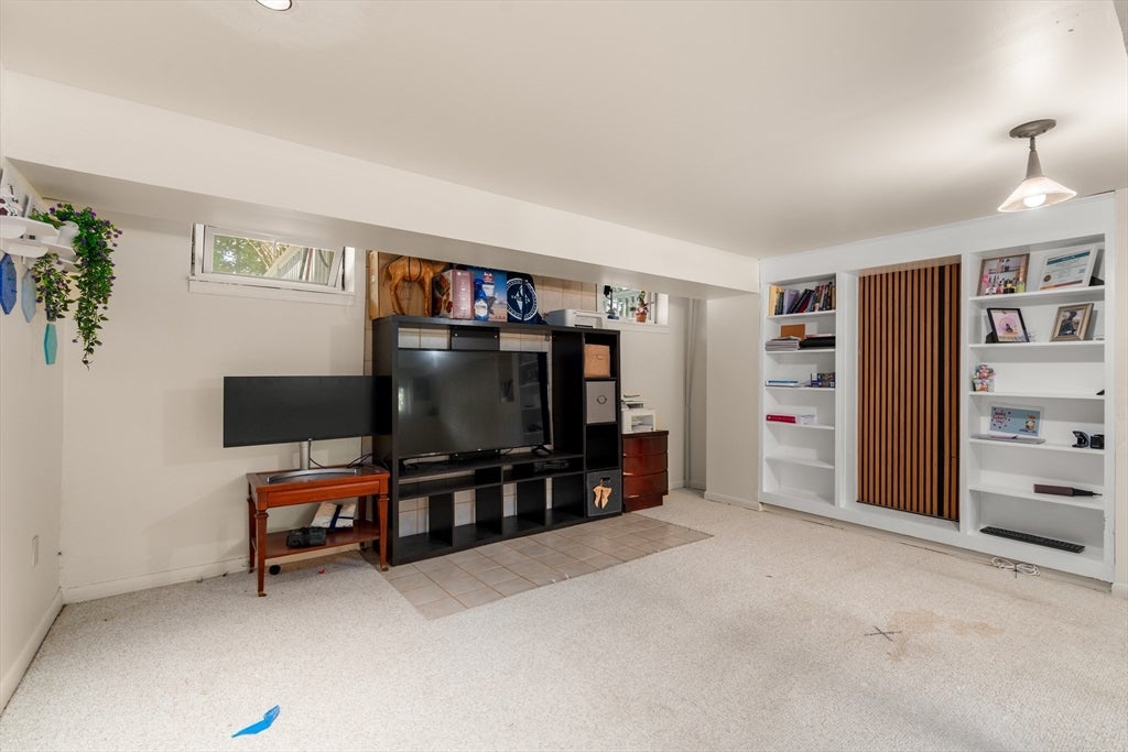 14 Richard Rd, Medway, MA, 14 Richard Rd, Medway, MA Photo #16