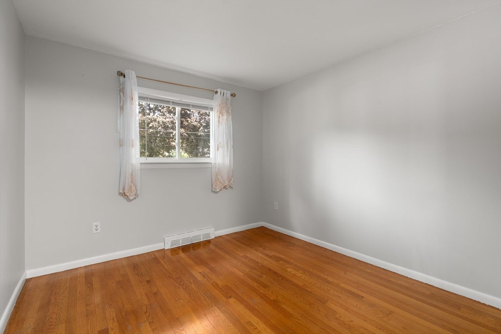 14 Richard Rd, Medway, MA, 14 Richard Rd, Medway, MA Photo #12