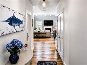 15 Beacon St