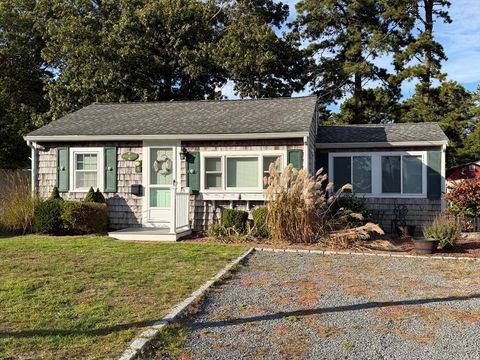 4 Braddock St Yarmouth MA 02664
