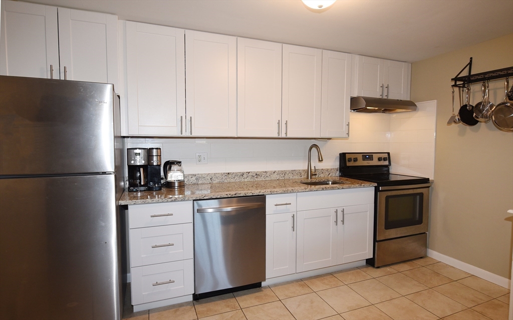 96 Richardson Rd B-7