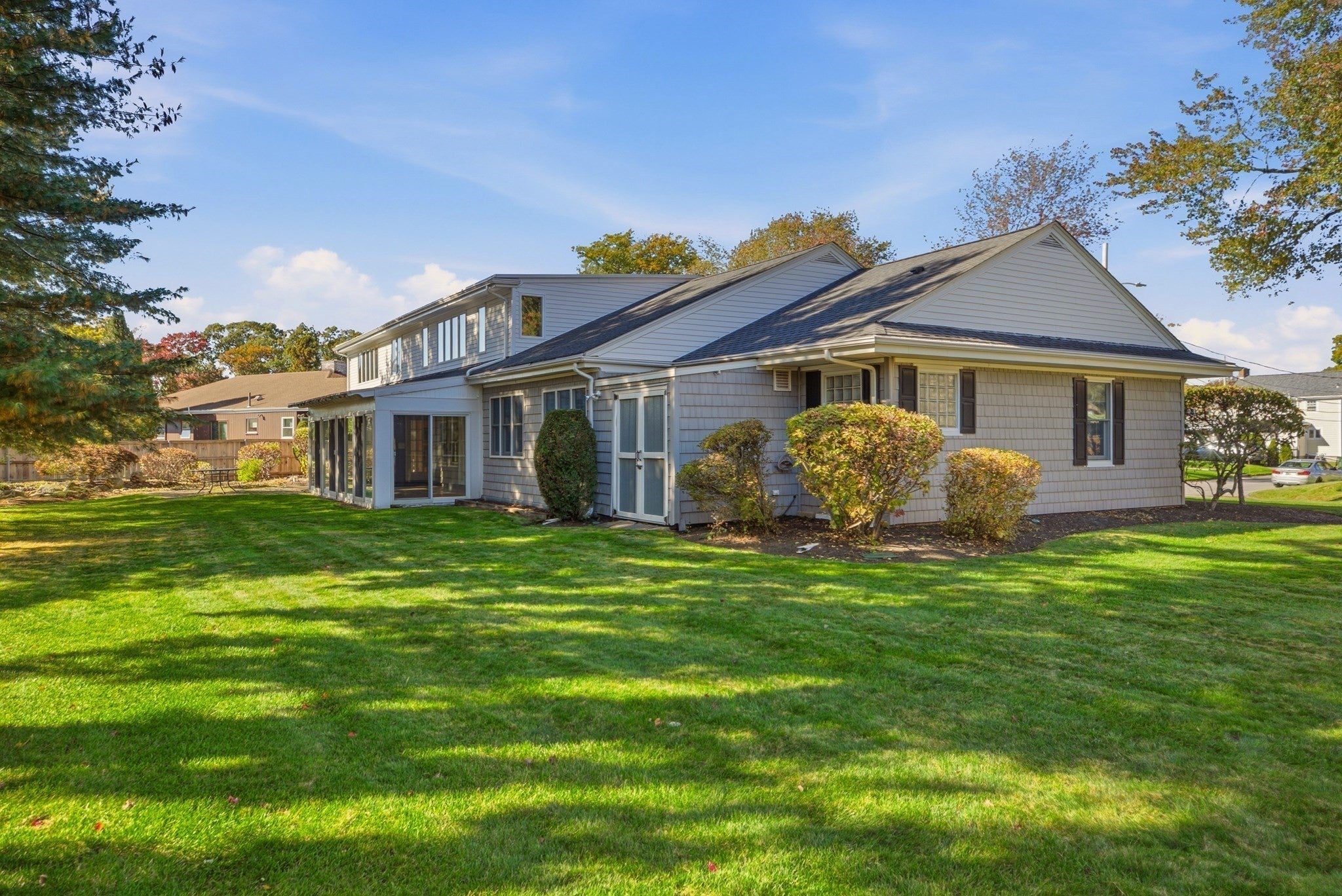 331 Albany St, Fall River, MA, 331 Albany St, Fall River, MA Photo #42