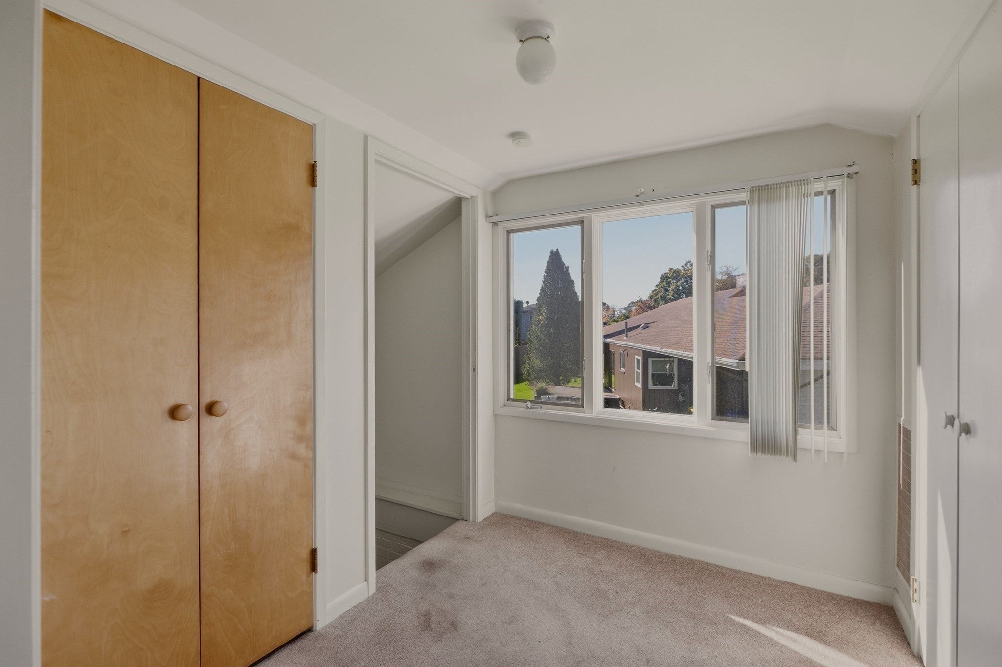 331 Albany St, Fall River, MA, 331 Albany St, Fall River, MA Photo #26