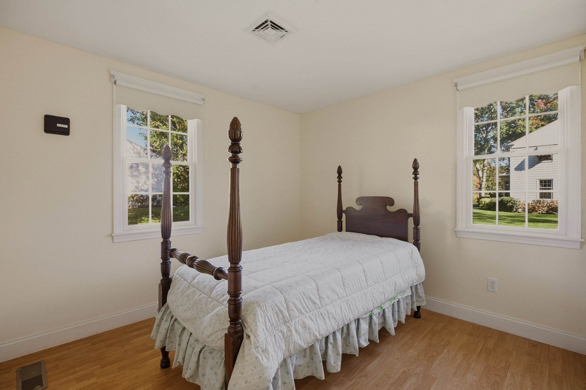 331 Albany St, Fall River, MA, 331 Albany St, Fall River, MA Photo #16
