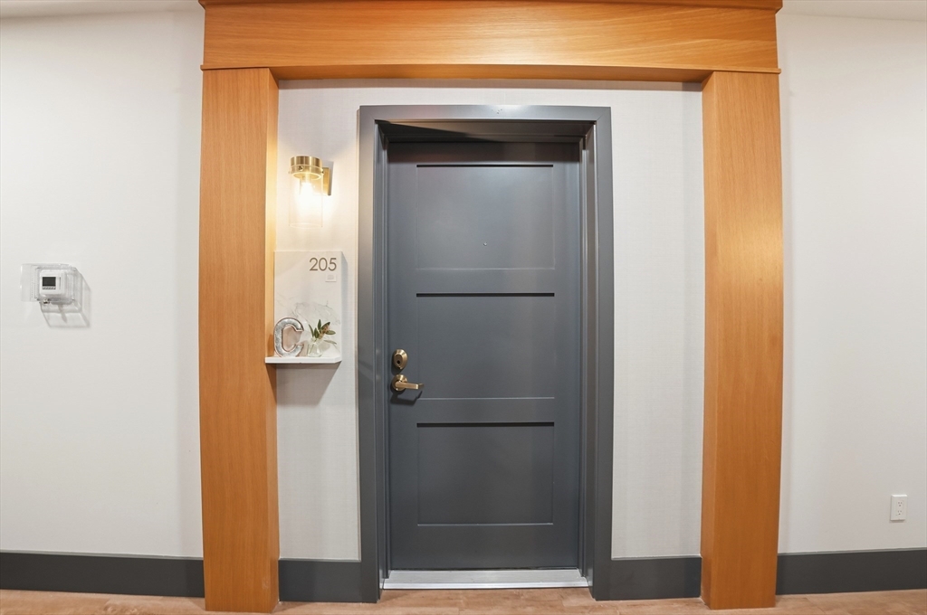 15 Revolution Way 2205