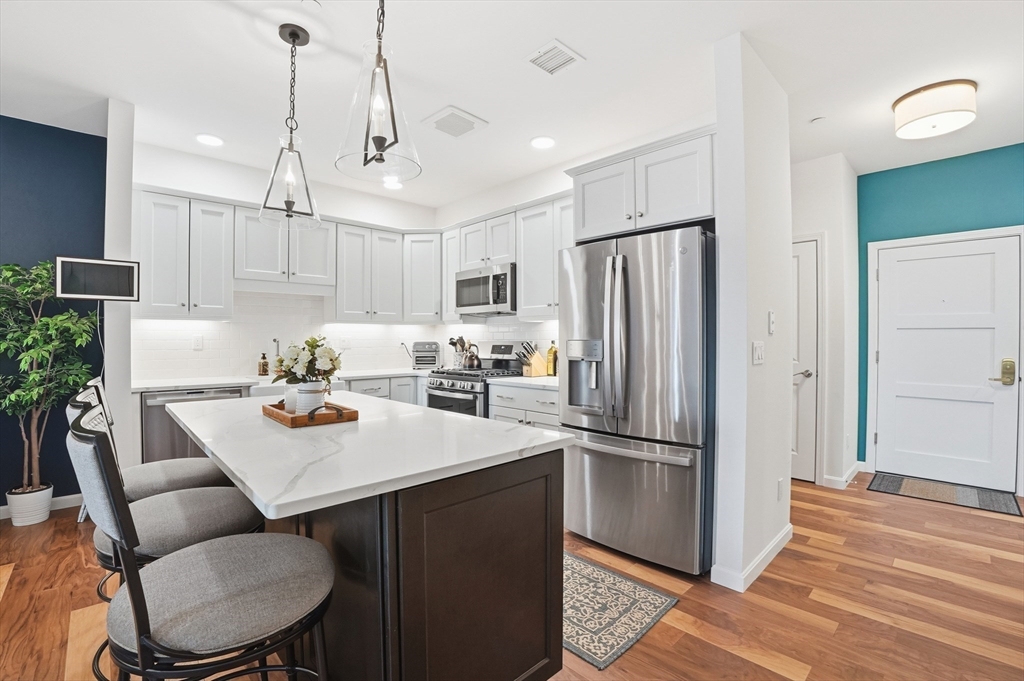 15 Revolution Way 2205