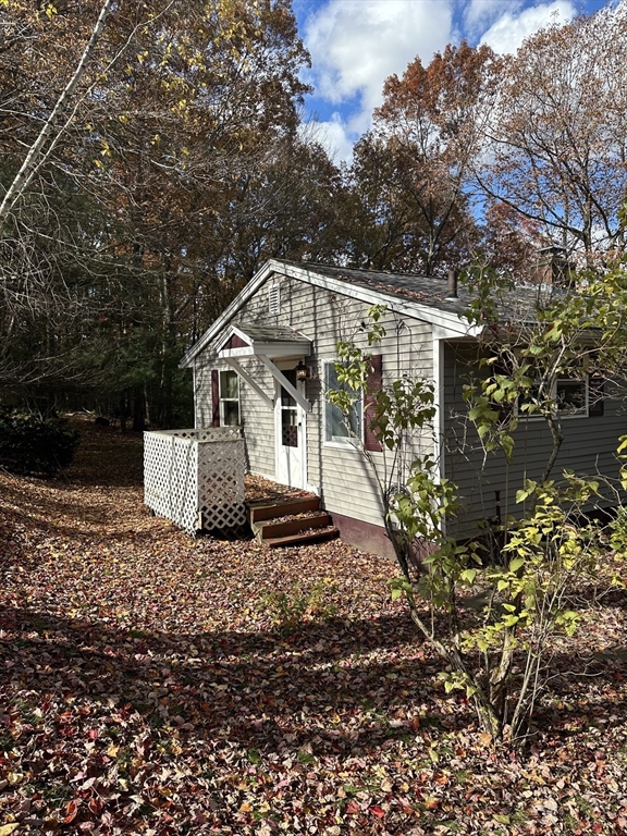 35 Laurel Hill Ln