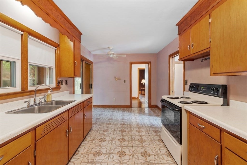 20 Greenwood Road, Peabody, MA, 20 Greenwood Road, Peabody, MA Photo #7