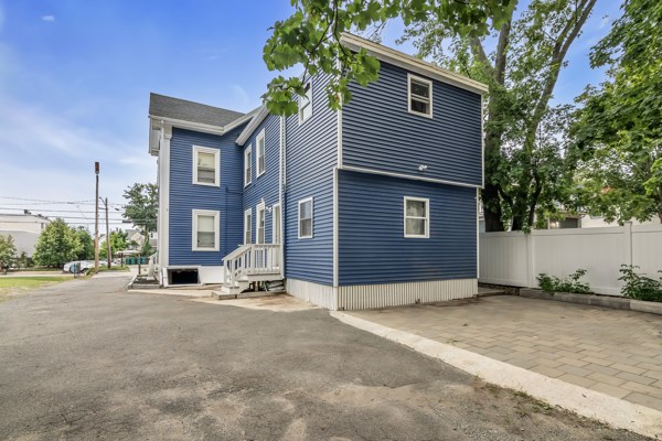 15 Hanover St