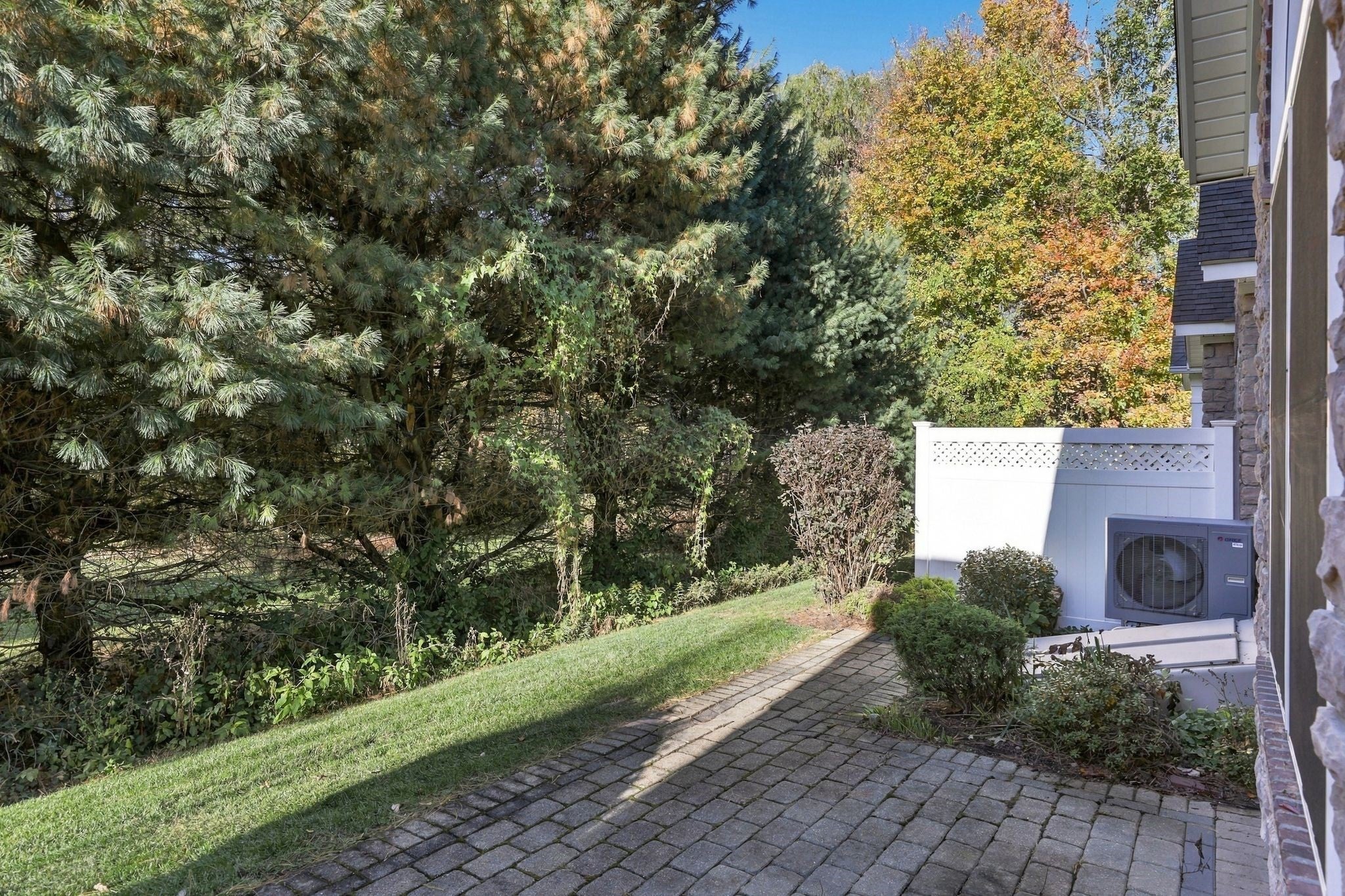 168 Stonybrook Way #168, South Hadley, MA Photo #33