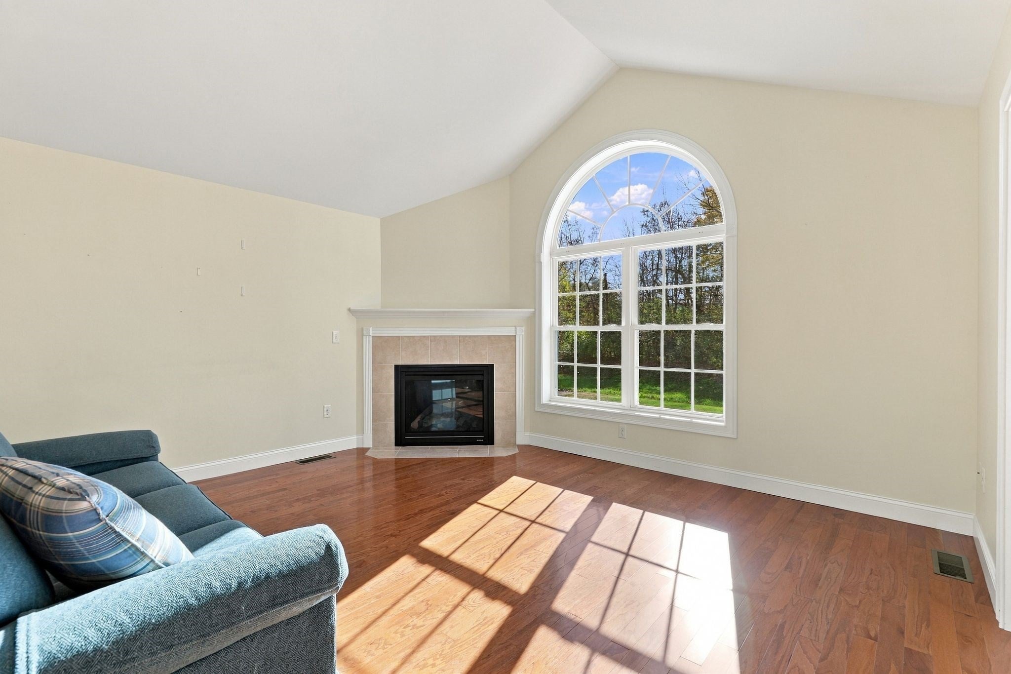 168 Stonybrook Way #168, South Hadley, MA Photo #8