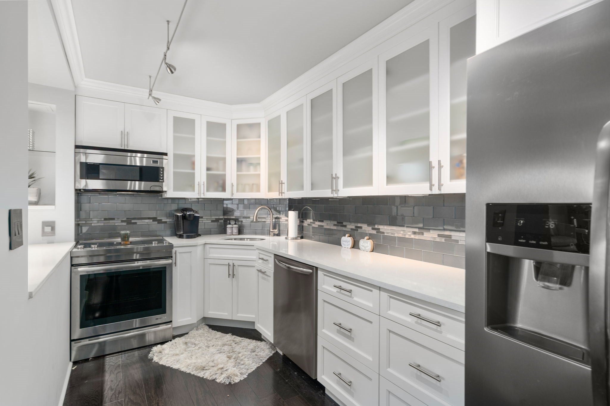 151 Coolidge Ave #608, Watertown, MA Photo #1