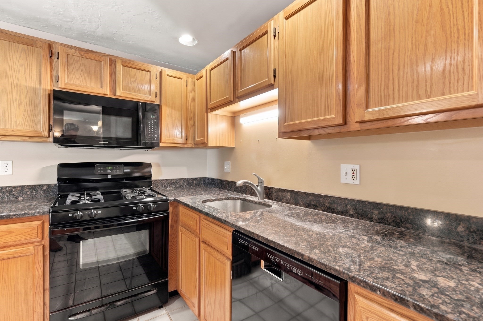 175 Littleton Road #B6, Chelmsford, MA, 175 Littleton Road #B6, Chelmsford, MA Photo #7