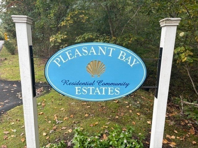 107 Continental Dr, Harwich, MA, 107 Continental Dr, Harwich, MA Photo #2