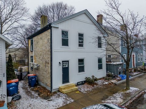 24 Middle St Fairhaven MA 02719