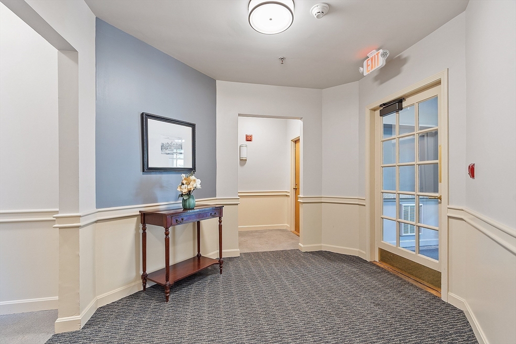 60 Glen Road 107