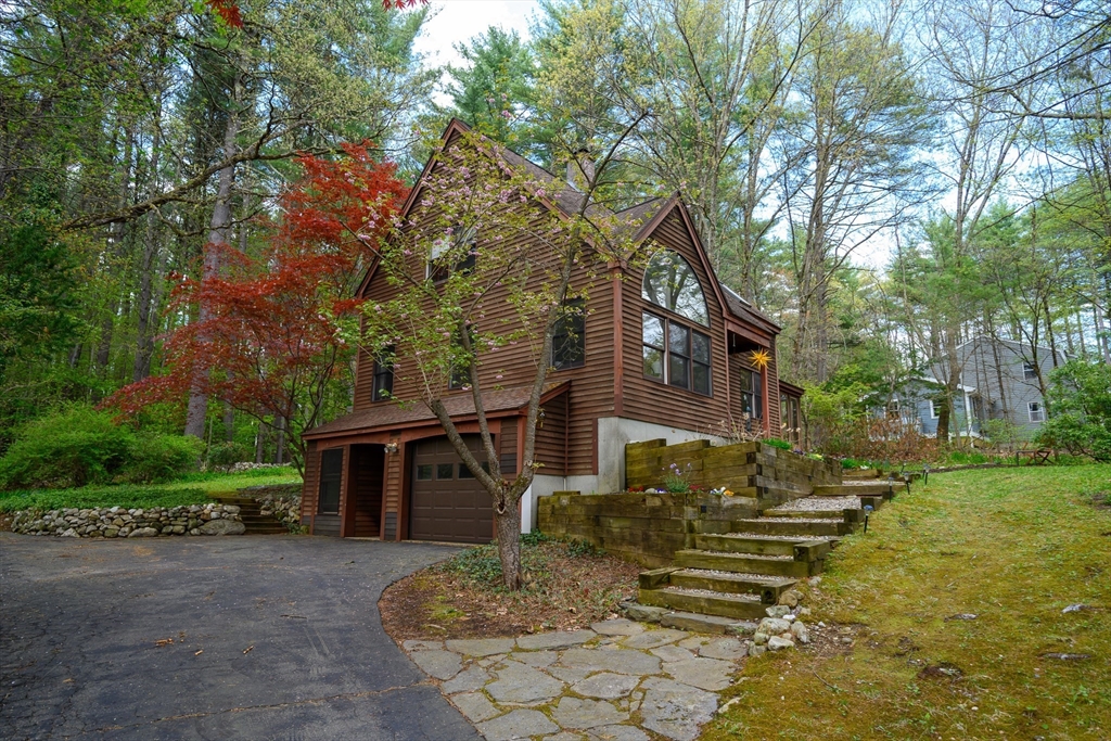 8 Kingman Rd