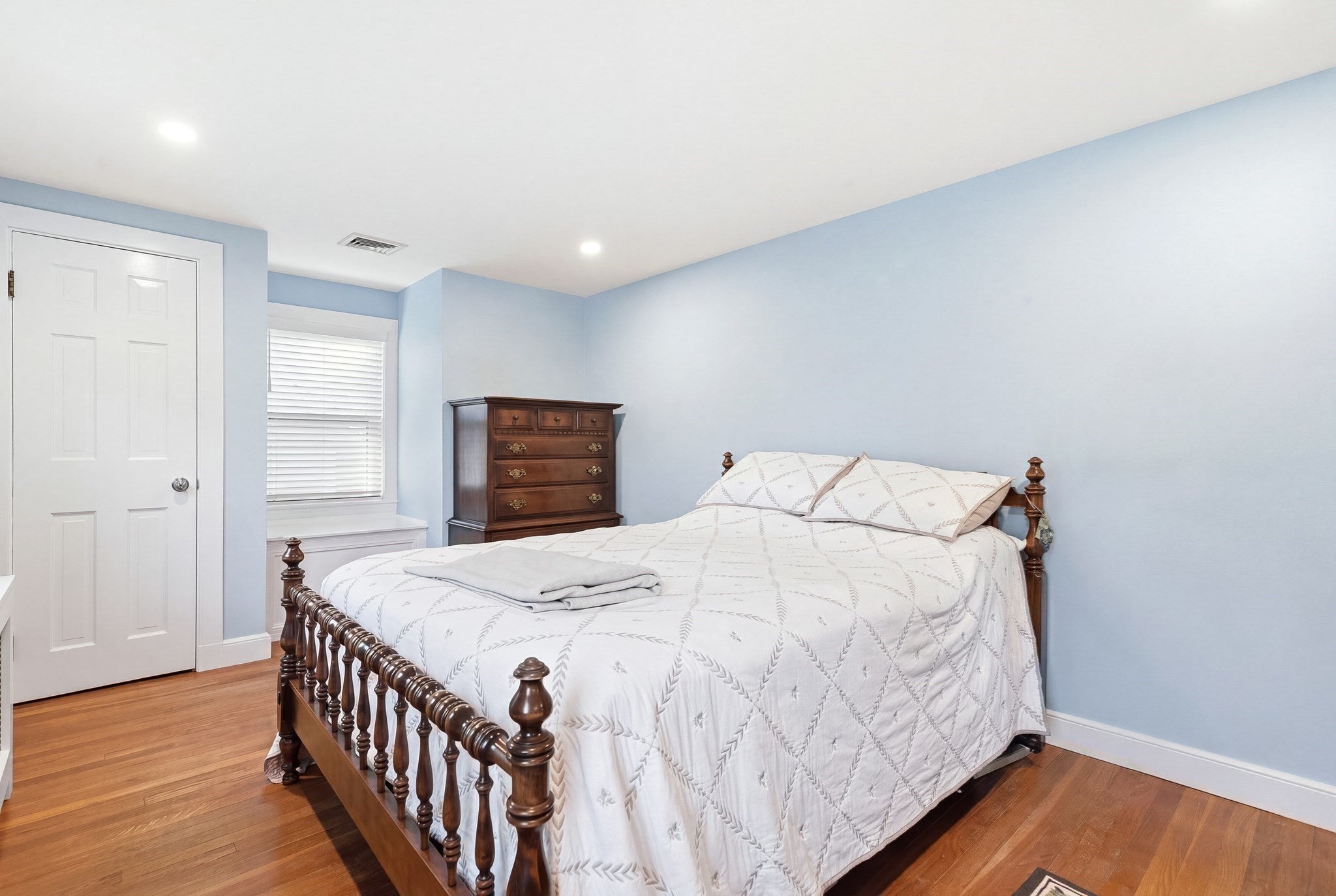 100 Academy Avenue, Weymouth, MA, 100 Academy Avenue, Weymouth, MA Photo #14
