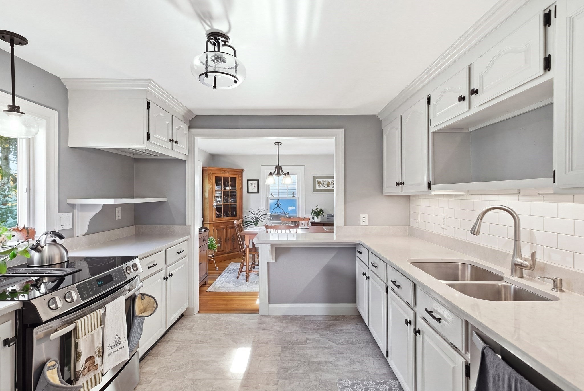 100 Academy Avenue, Weymouth, MA, 100 Academy Avenue, Weymouth, MA Photo #4