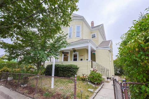 15 Newburg Street 1 Boston MA 02131